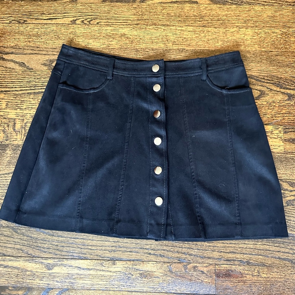 Zara black mini suede skirt , Size L